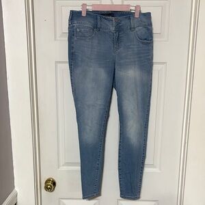 Like new Torrid Light Blue Women's Skinny Jeans